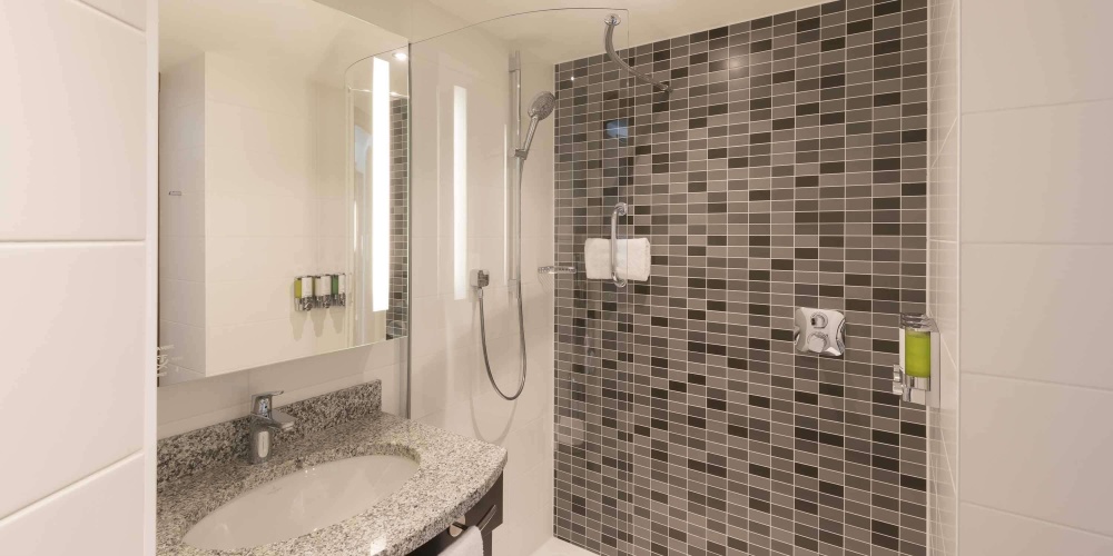 Hampton by Hilton Frankfurt City Centre Messe photo 12