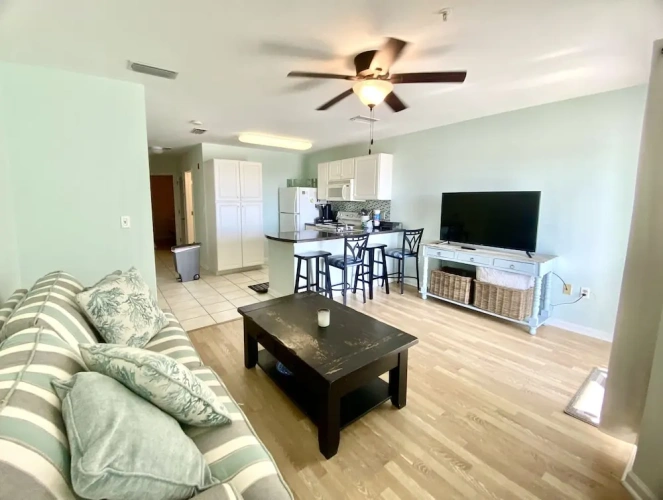 1 Bedroom Standard room with balcony and beachfront