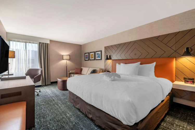 Clarion Inn Nashua