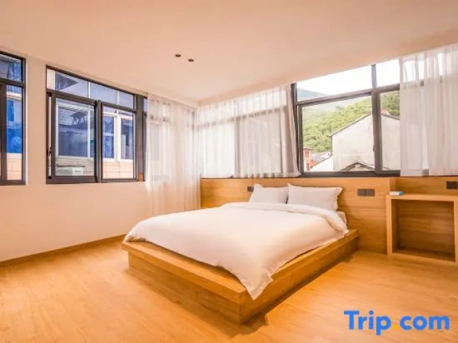 Triple Suite