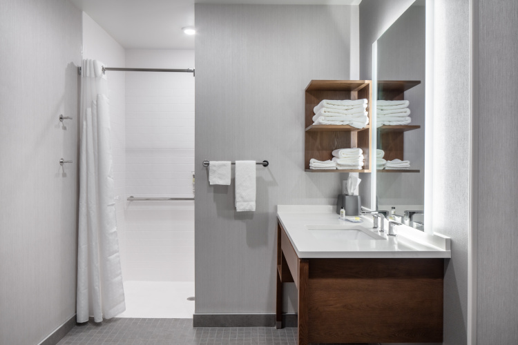 Staybridge Suites Iowa City - Coralville photo 31