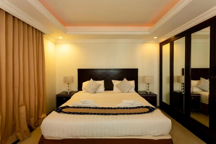 Ivory Palace Hotel