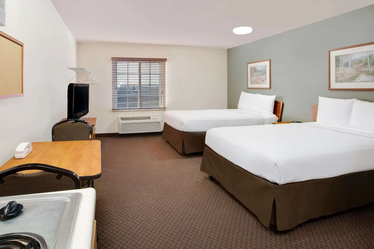 Quadruple Suite