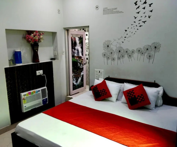 City Hotel