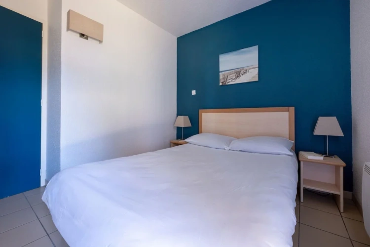 1 Bedroom Apartment with balcony
