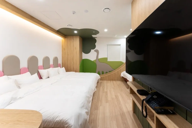 Royal Double Family Suite