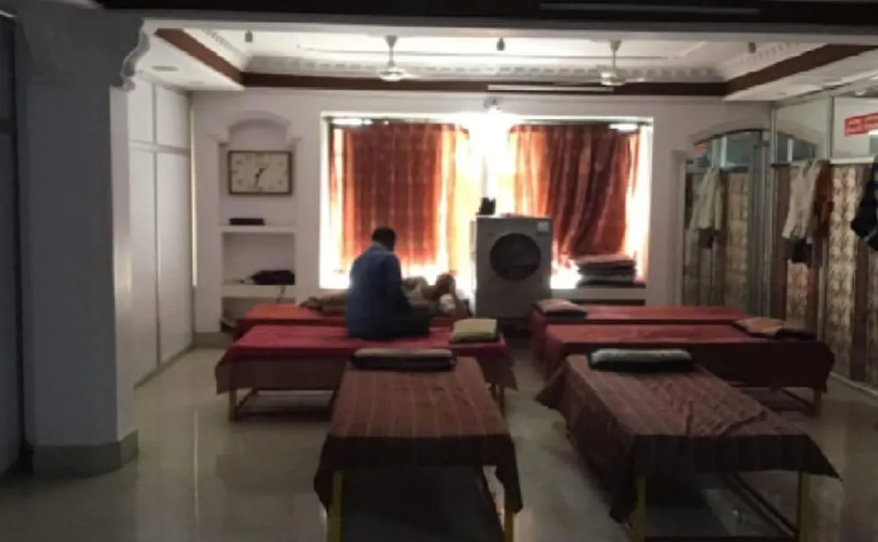 Goroomgo R. K. Dormitory Lucknow