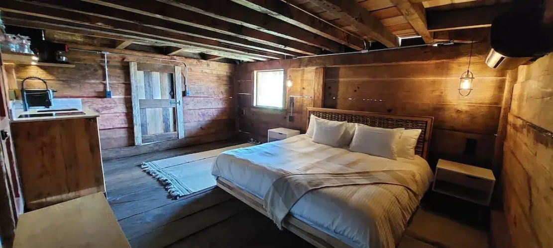 Troje Cabin