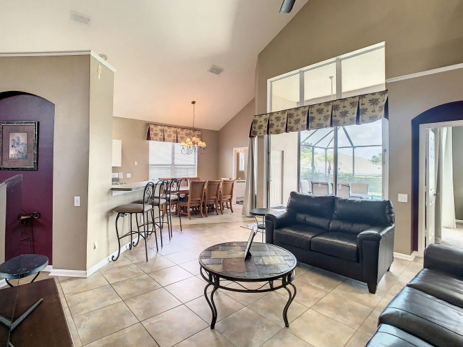 6 Bed Close to Disney in a Gated Resort Community, Four Corners
