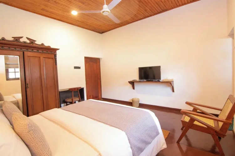 Sand Cliff Villa