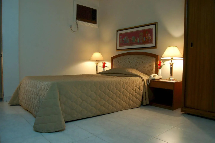 Hotel de Crystal Crown