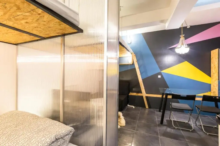 Unusual and charming 25m² near LE MARAIS