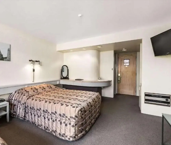 The Angus Hotel