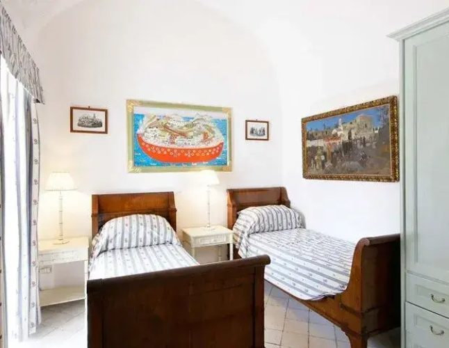 Villa Lennox