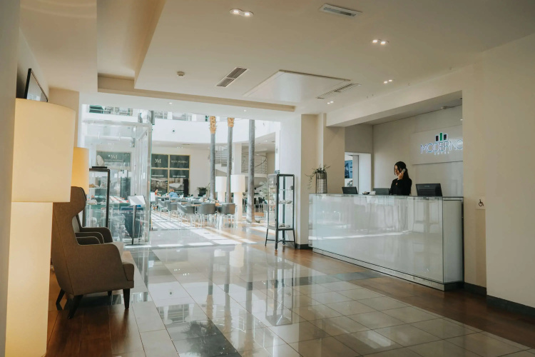 Hotel Moderno