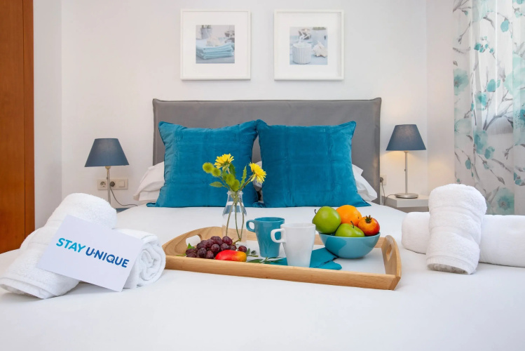 HiGuests - PobleSec Apartment