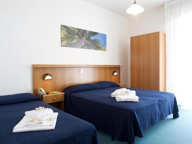 Triple room