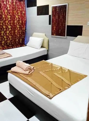 Standard Triple room