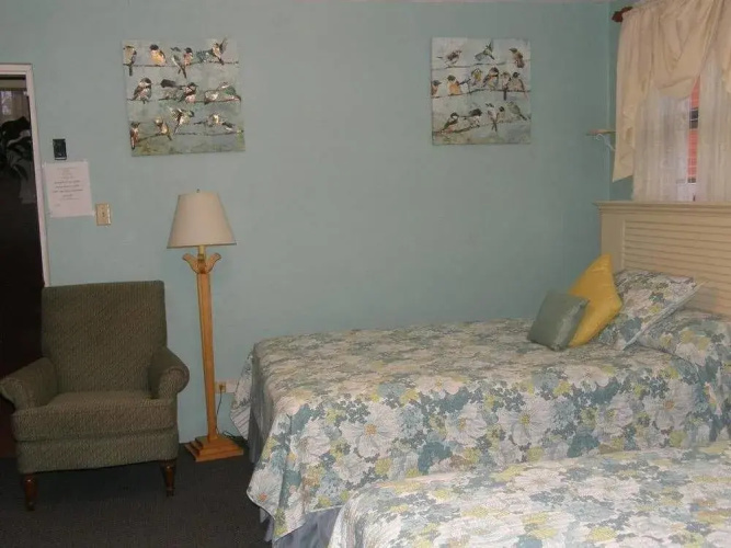 Dawkins Manor Hotel