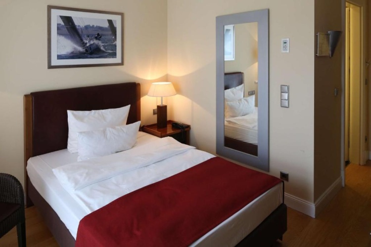Standard Single room