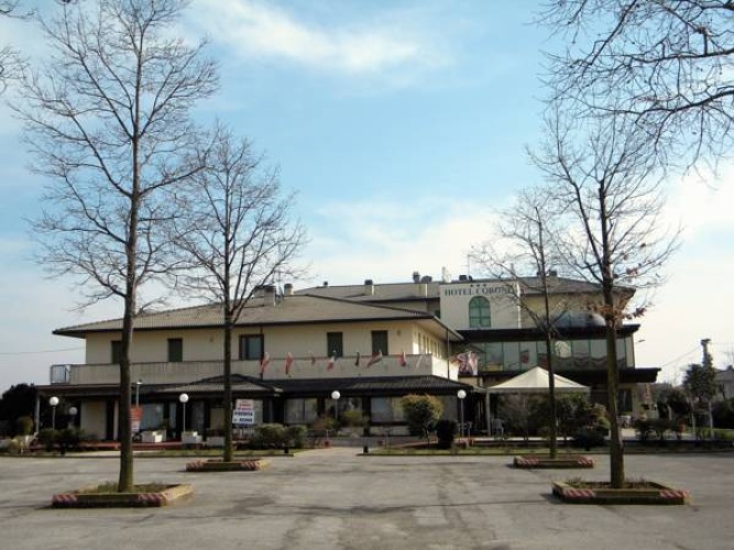 Standard Twin room with balcony and with view