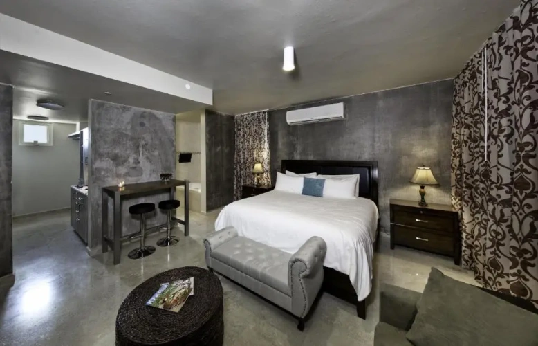 Double Suite