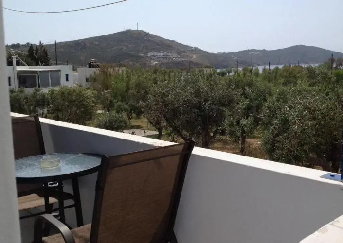 ELEFTHERIA rooms