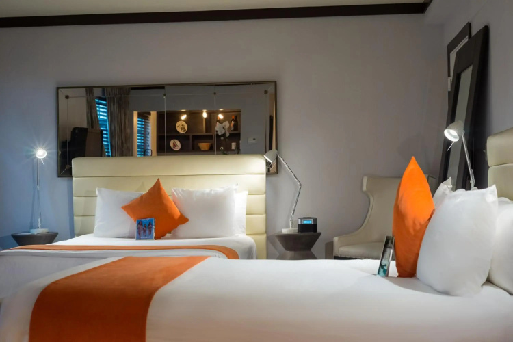 Lincoln Arms Suites