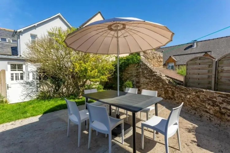 Double Cottage