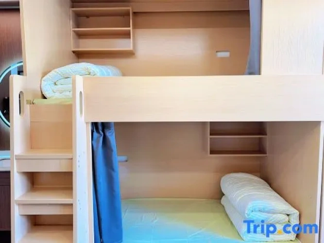 Bed in Dorm (male dorm)