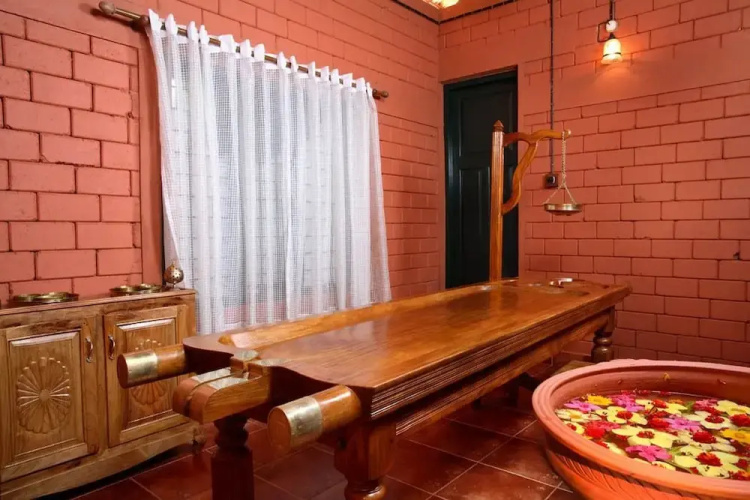 Cocobay Resort