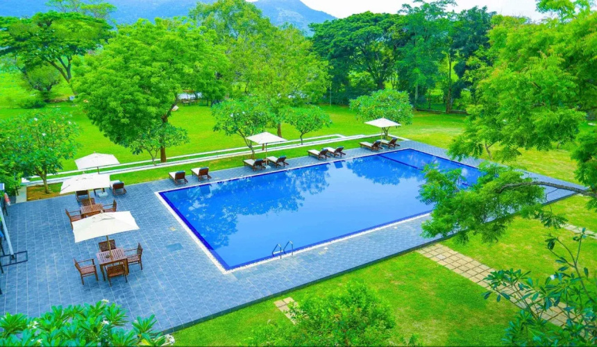 Grand Tamarind Lake