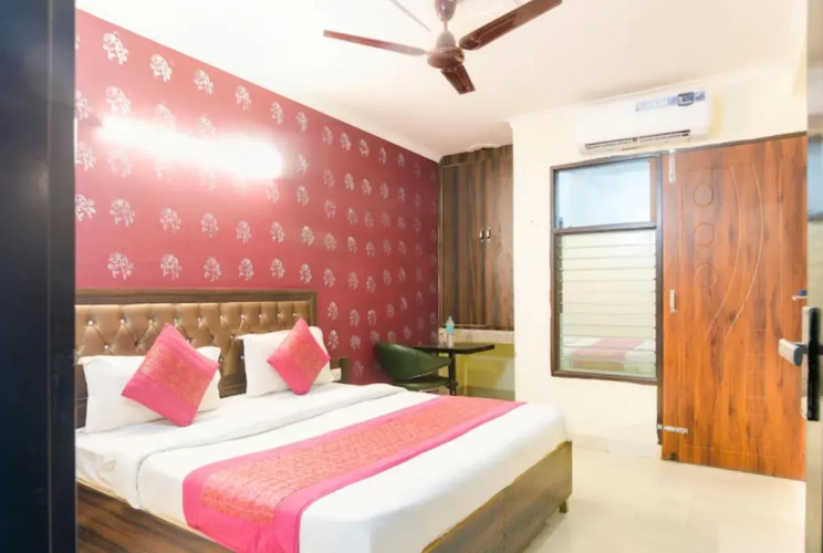 River Front Hotel Delhi