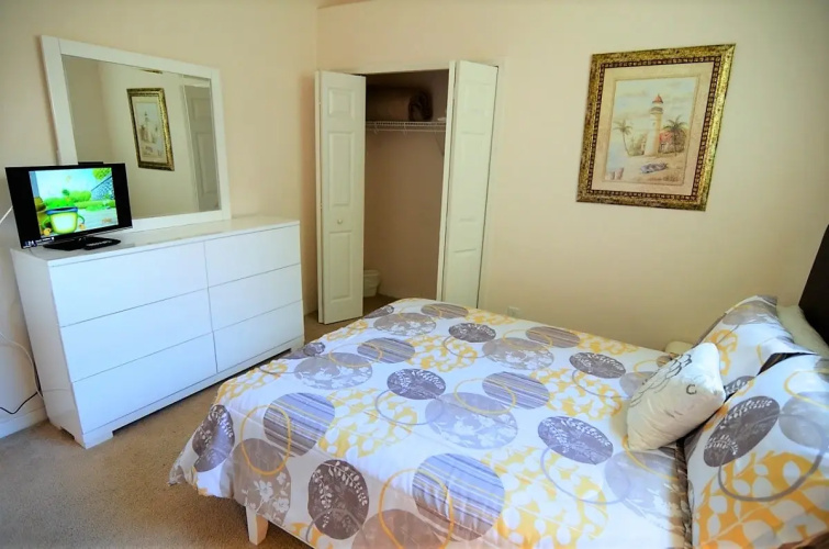 LP429CR - 5 beds pool & spa home - Game room