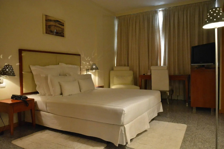 Loanda Hotel