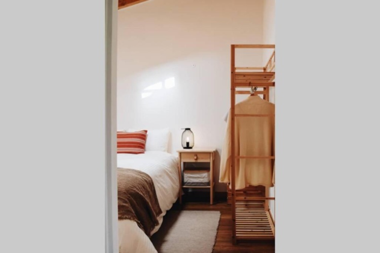 2 Bedrooms Cottage