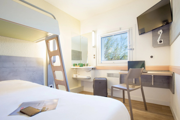 Ibis Budget Frejus Capitou A8