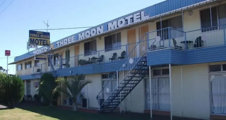 Three Moon Motel - Queensland