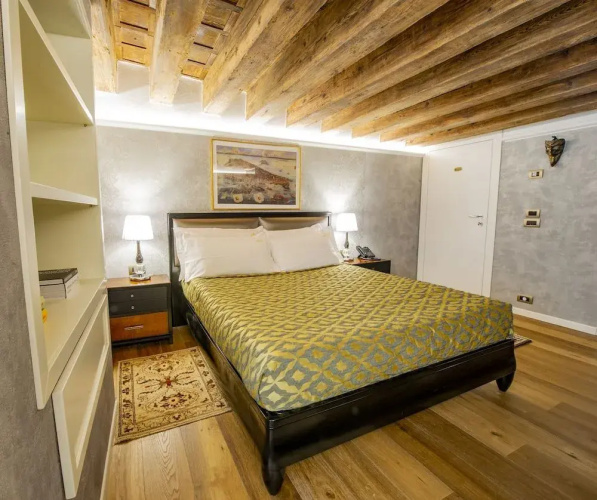 EGO' Residence