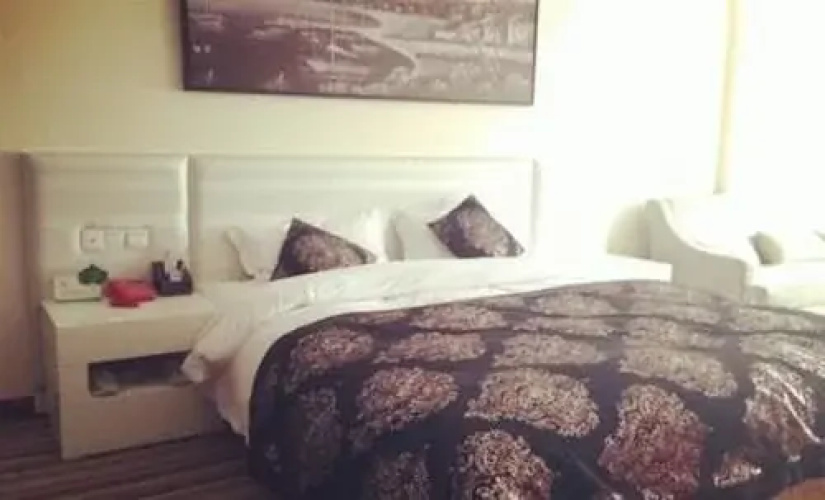 Tuofu Hotel