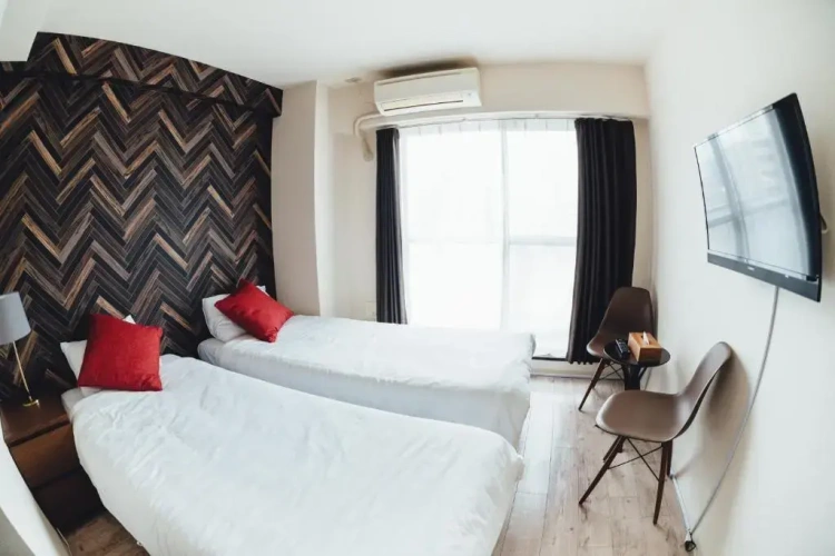 1 Bedroom Apartment