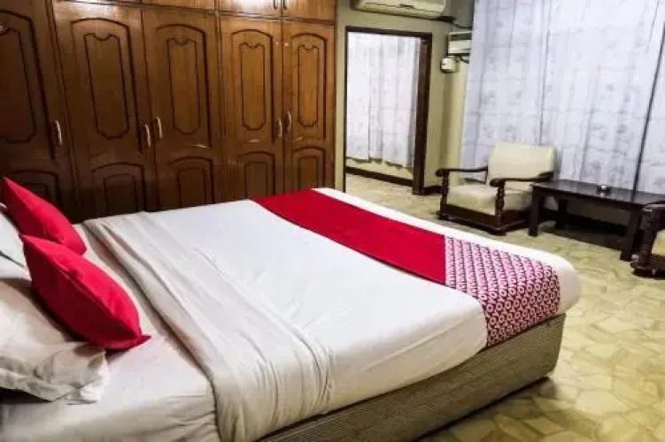 APR Guest House