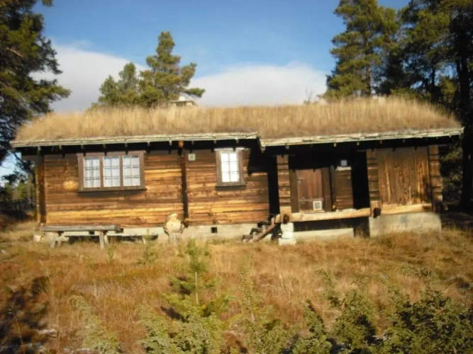 3 Bedrooms Cottage