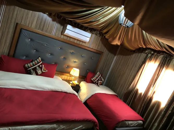 Sharah Luxury Camp