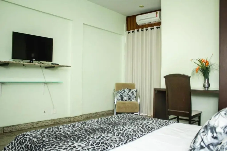 Deluxe Triple room with view