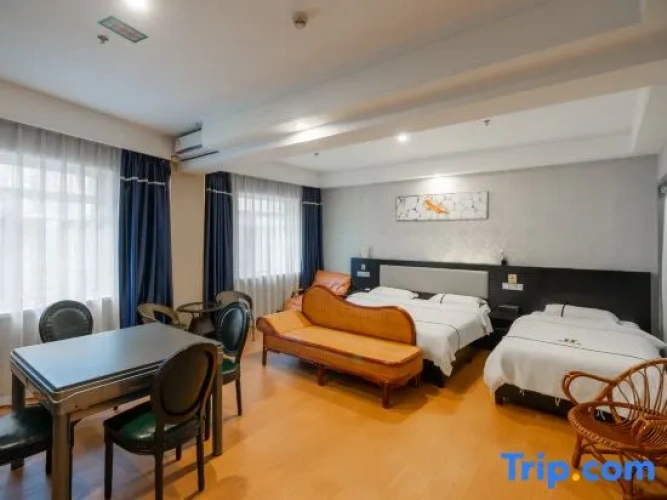 Premium Quadruple room