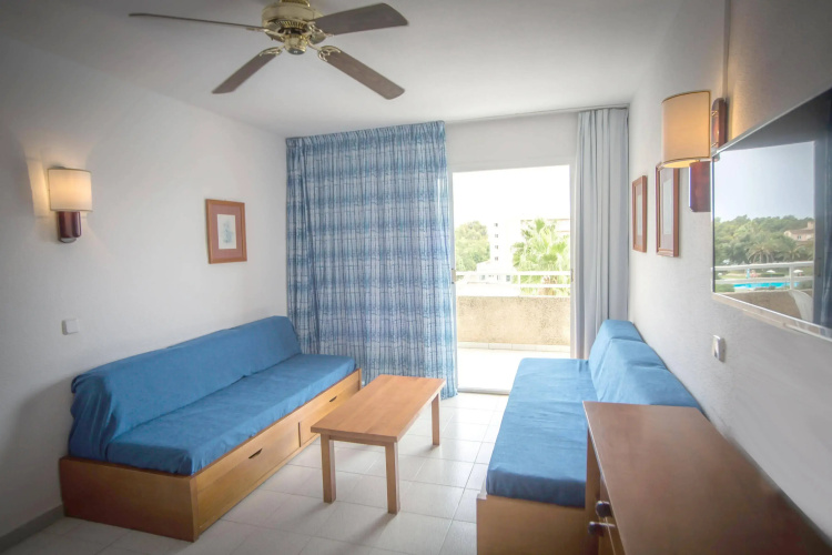 Hotel Club Cala Romani