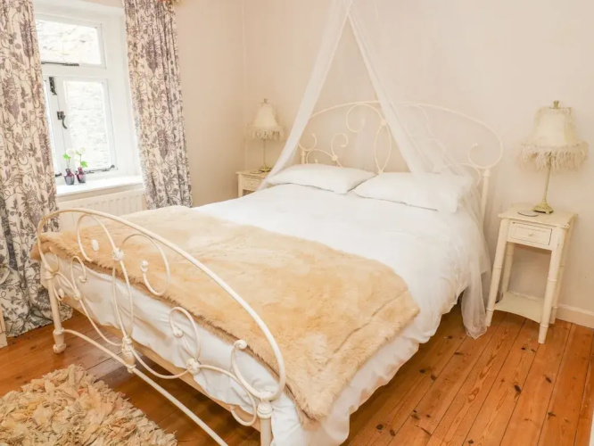 Sandy Cottage
