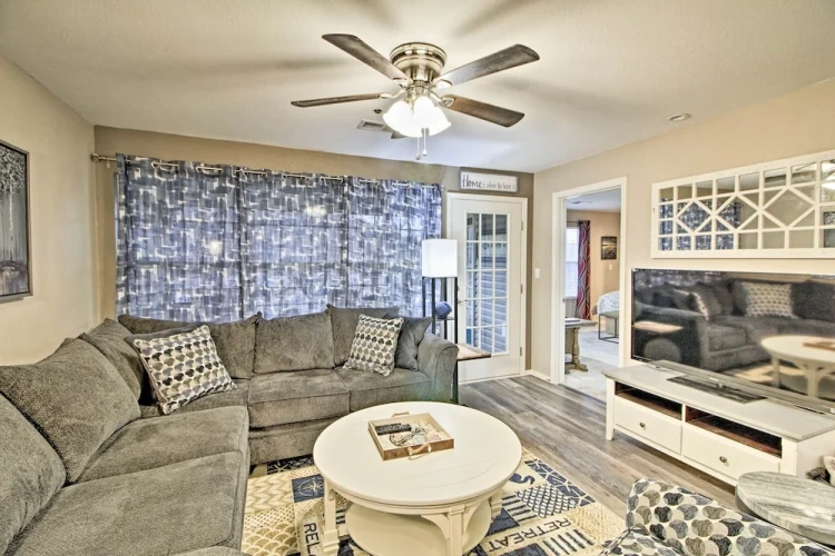 2 Bedrooms Apartment with balcony