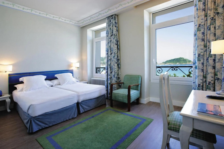Hotel Niza